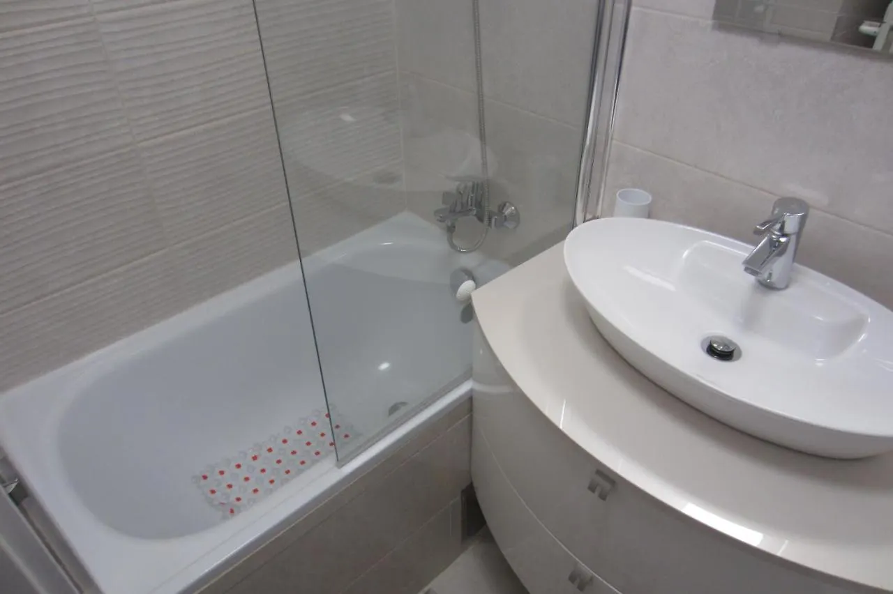Apartment Apartman Valinor Miholascica